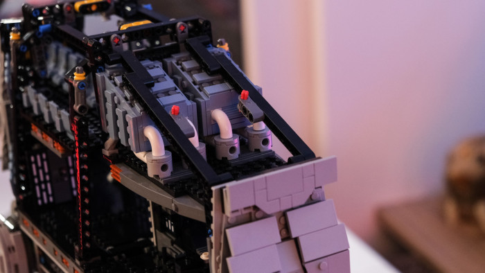 Nettes Easter Egg: Kraftstofftanks in Octan-Farben (Bild: Oliver Nickel/Golem.de)